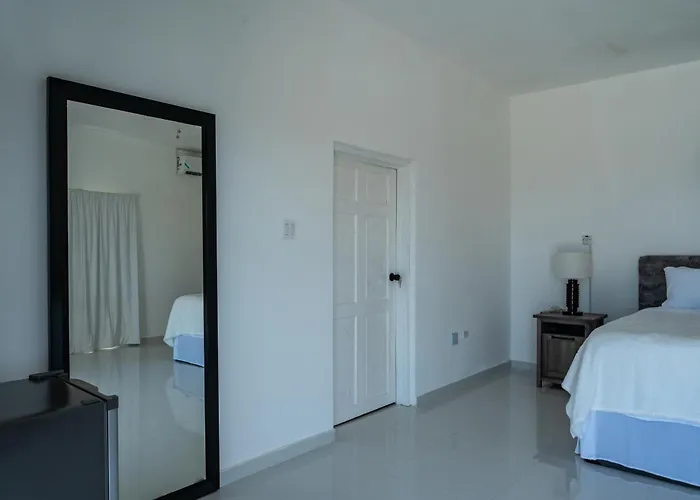 Emotions By Ironshore Hotel 5*
