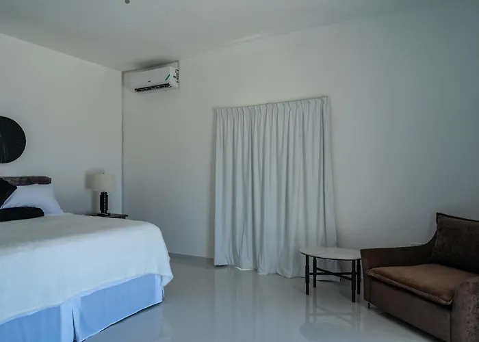 Emotions By Ironshore Hotel 5*
